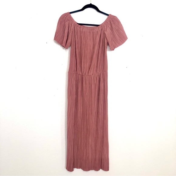 Gianni Bini Pleated Conch Shell Dress - Picture 1 of 5